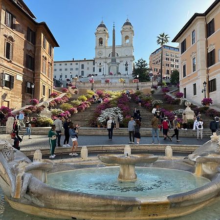 Crispi 2Enty At Spanish Steps Рим Екстериор снимка