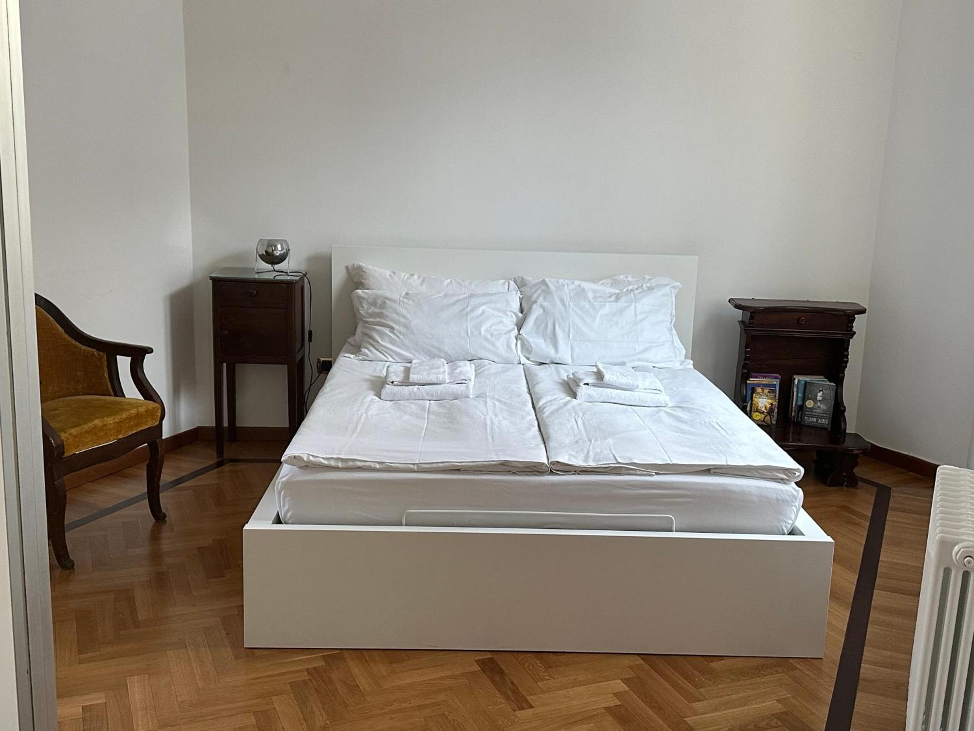 Crispi 2Enty At Spanish Steps Рим Екстериор снимка